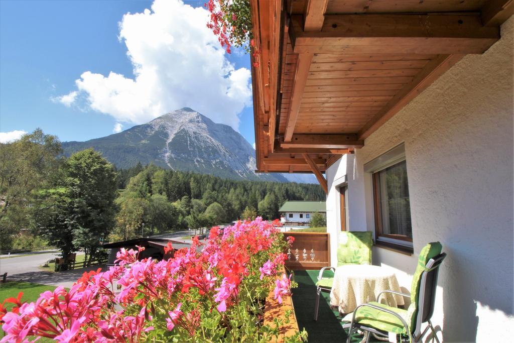Ivos Sonnenpension Leutasch Exterior foto