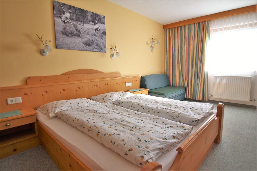 Ivos Sonnenpension Leutasch Exterior foto