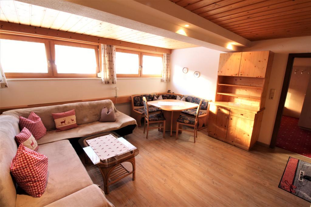 Ivos Sonnenpension Leutasch Exterior foto